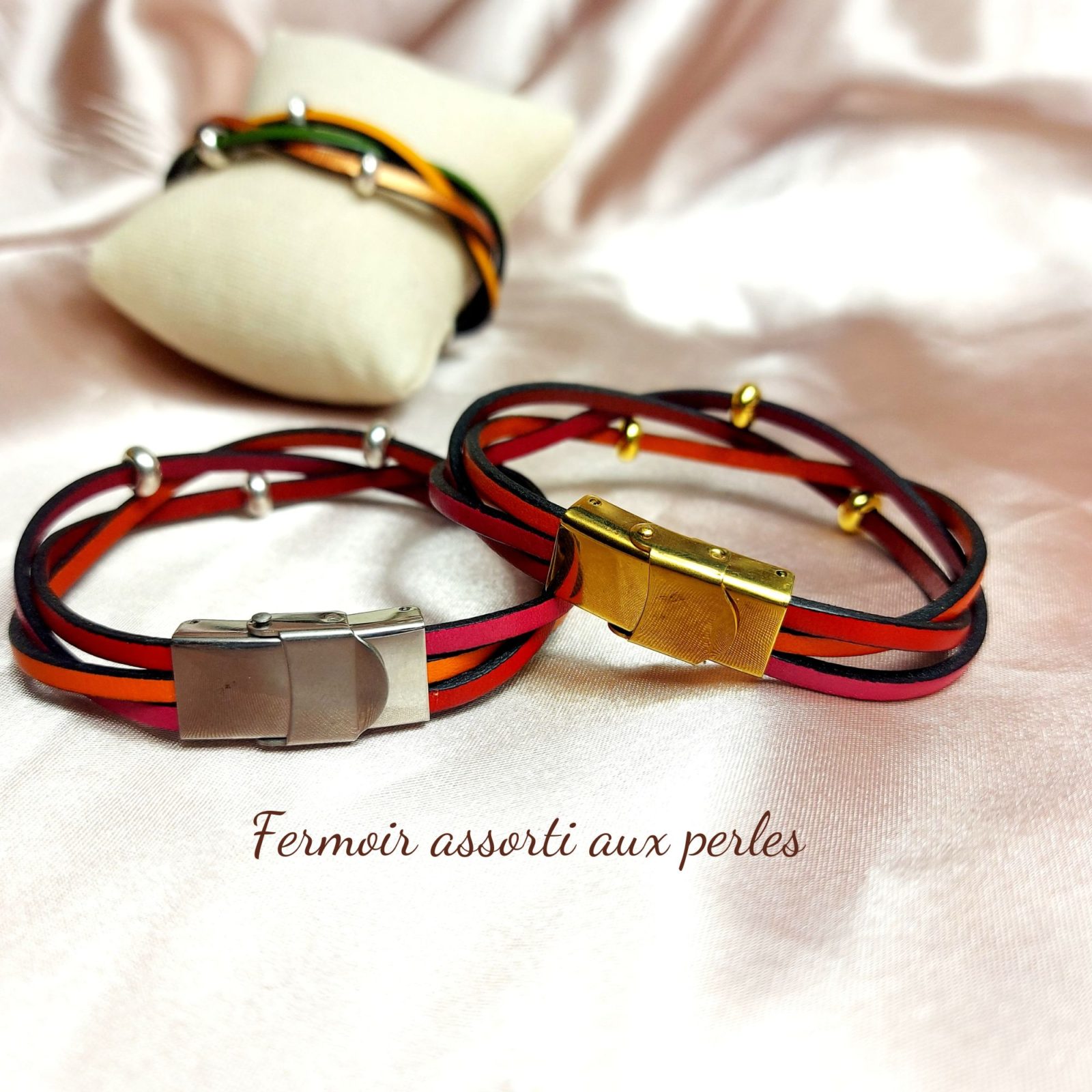fermoir bracelet assorti aux perles