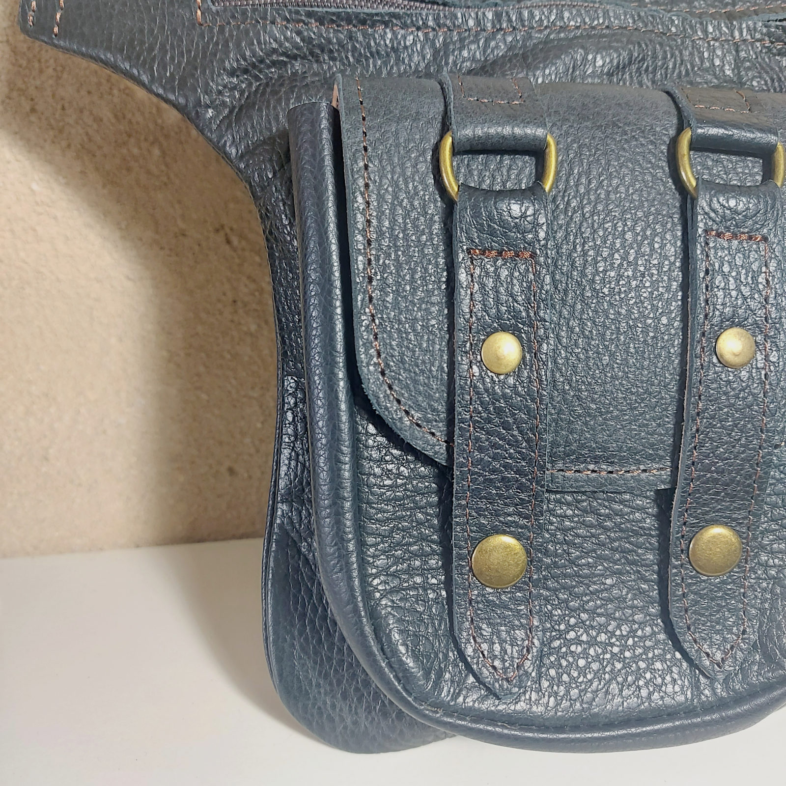 Pochette ceinture noire en cuir