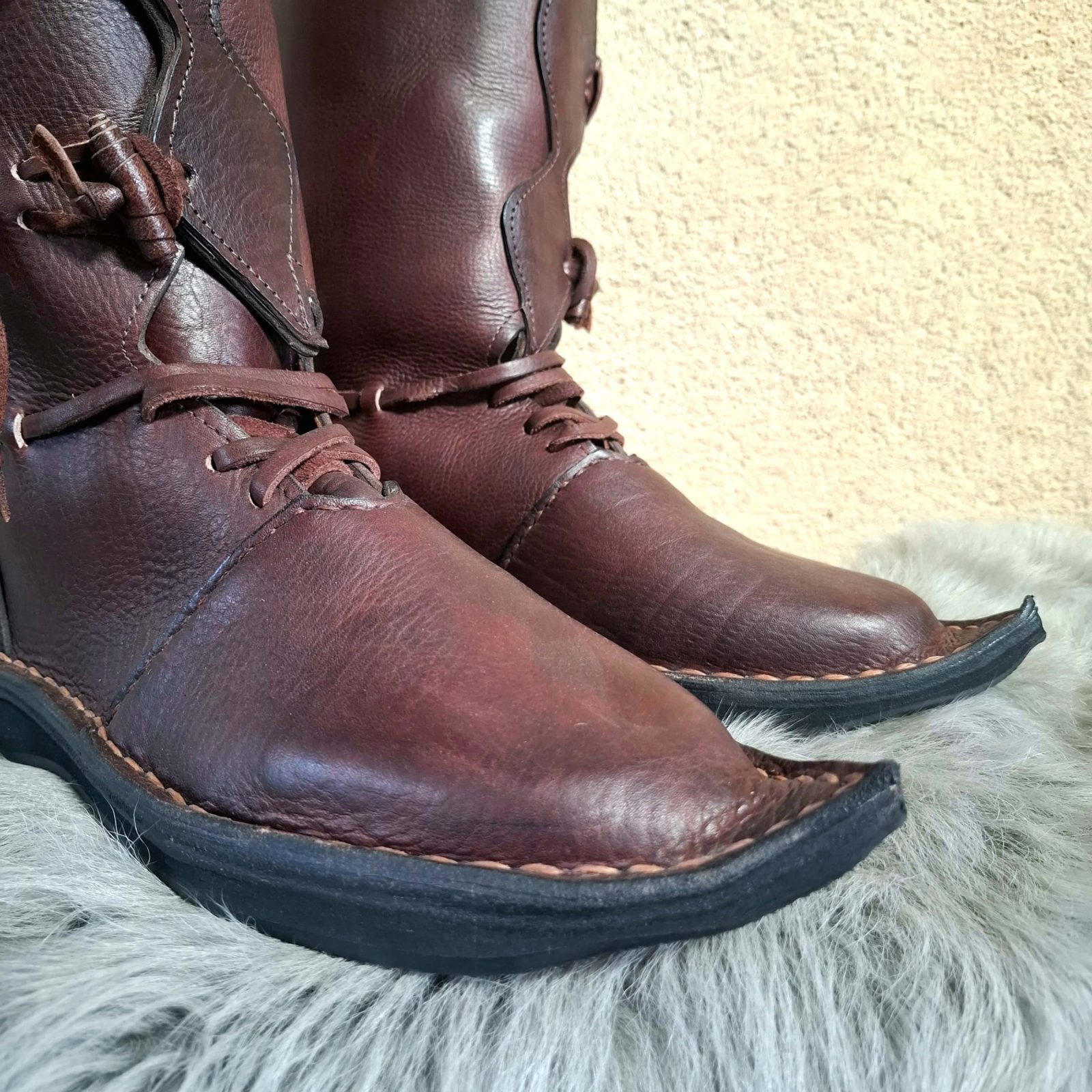 Bottes médiévales ou viking en cuir