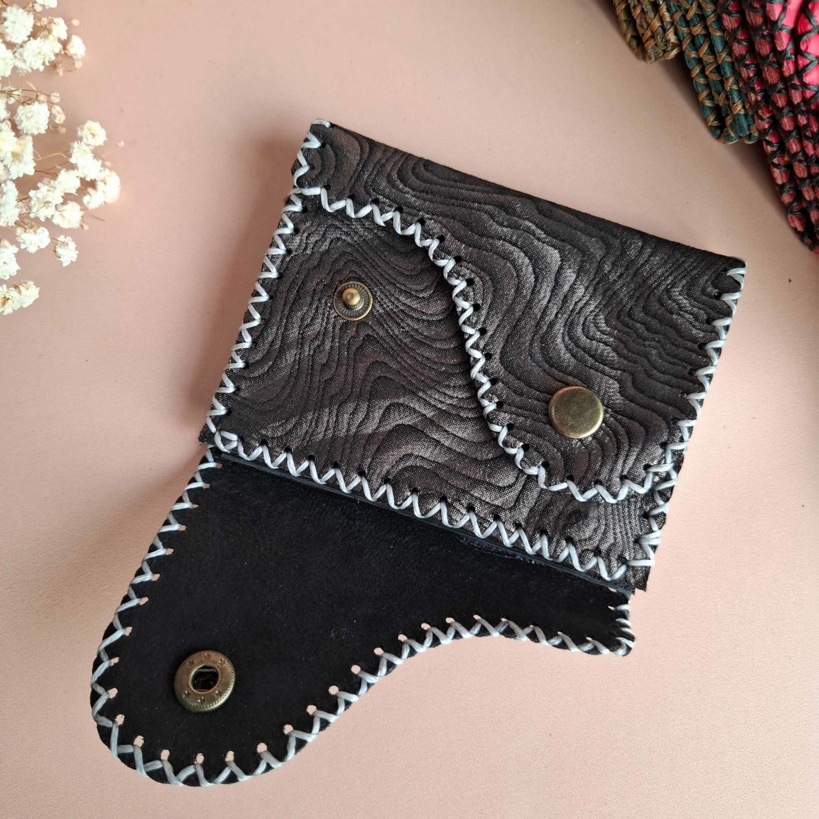 porte-cartes compact cuir